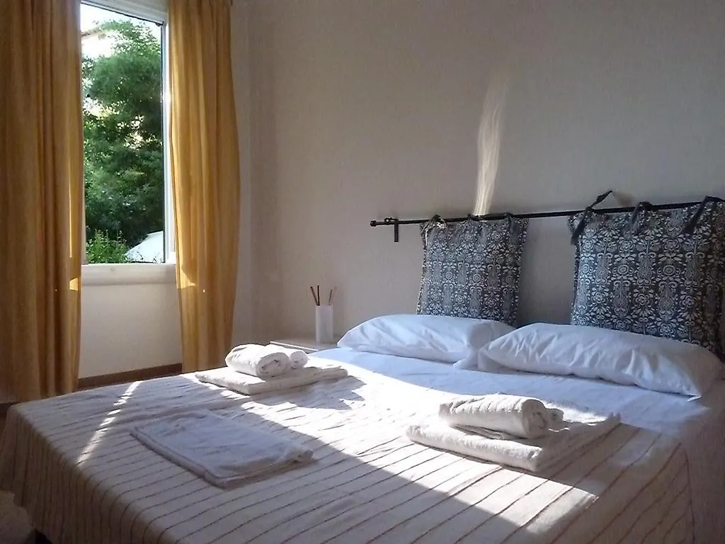 Myroom Firenze Statuto 0*, Florence