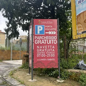 La Casa Sulla Piazza Appartement Enna